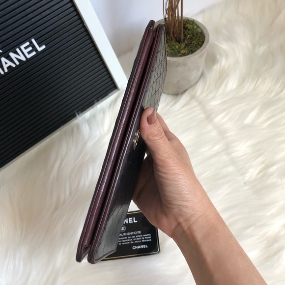 CHANEL Black Quilted Wallet - Picture 6 of 10